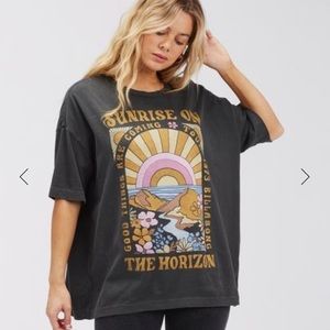 ☀️Billabong - On The Horizon Oversized Graphic T-Shirt - S -NWT